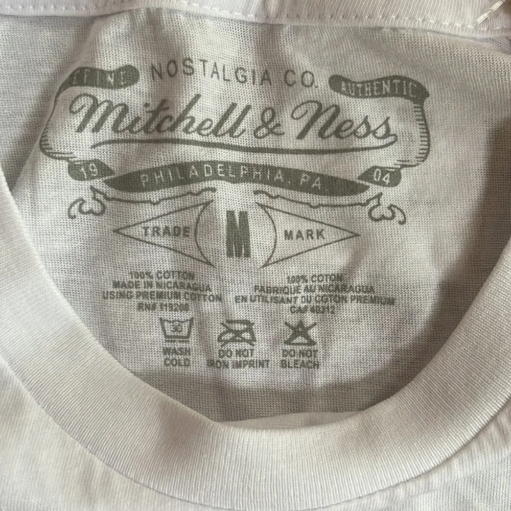 Atlanta Braves Cooperstown Shirt like new - Picture 2 of 4